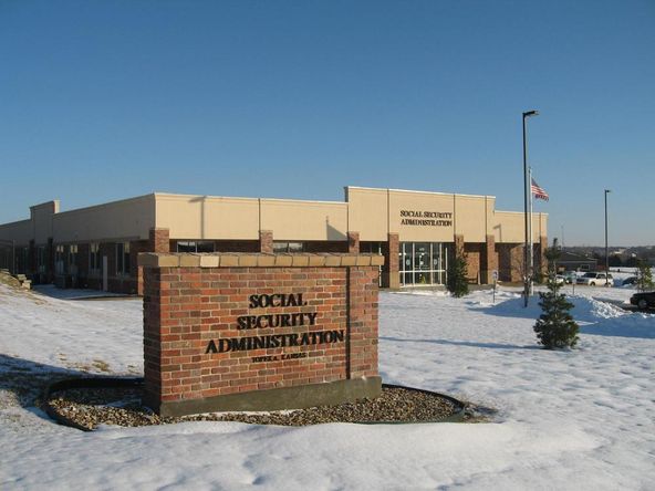 Topeka SSA Office: 600 SW Commerce Pl, Topeka, KS 66615
